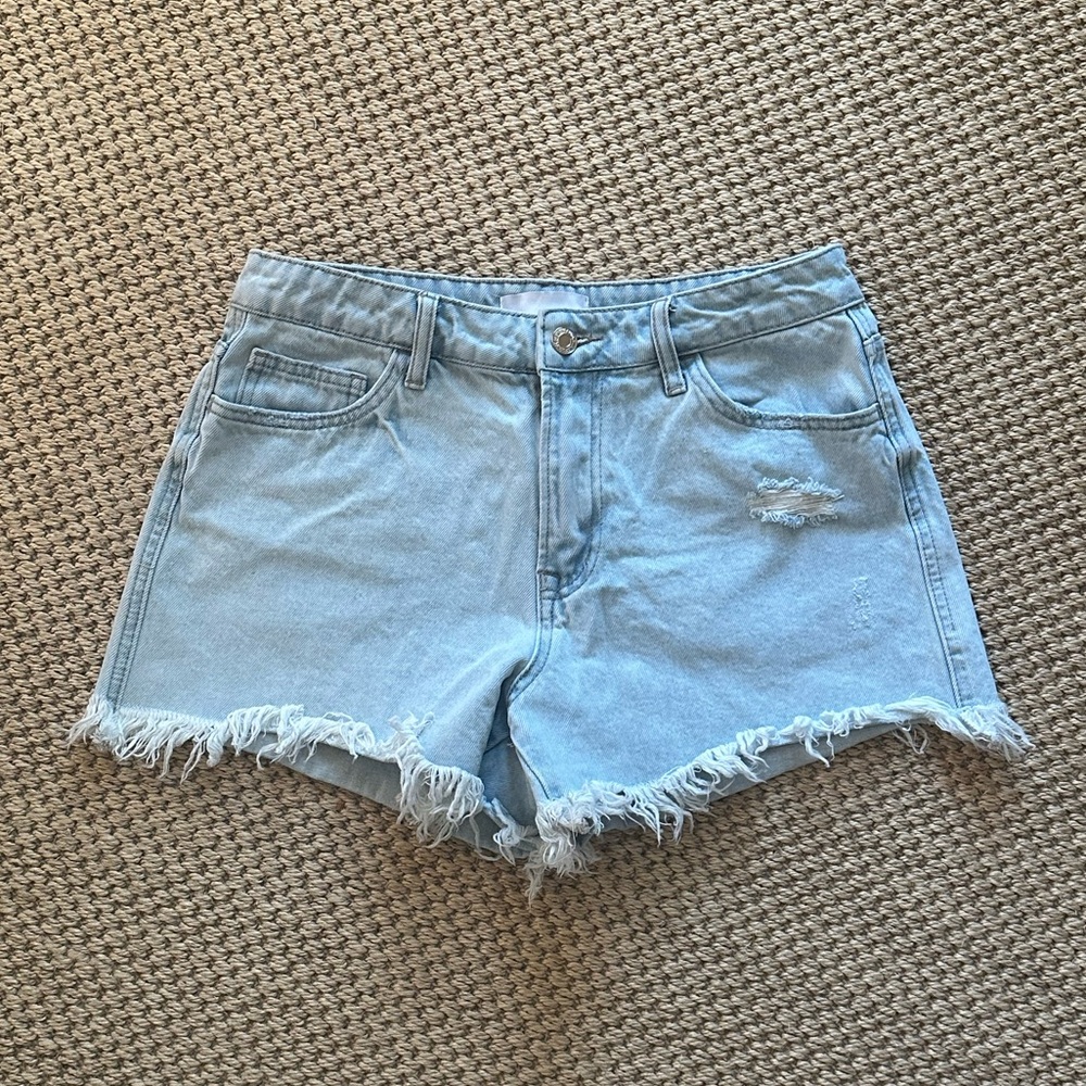 Frayed Hem Denim Shorts